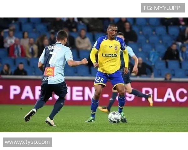 2019年法乙索肖与阿雅克肖激战回顾精彩瞬间与比赛分析 2019年法乙索肖与阿雅克肖激战回顾精彩瞬间与比赛分析